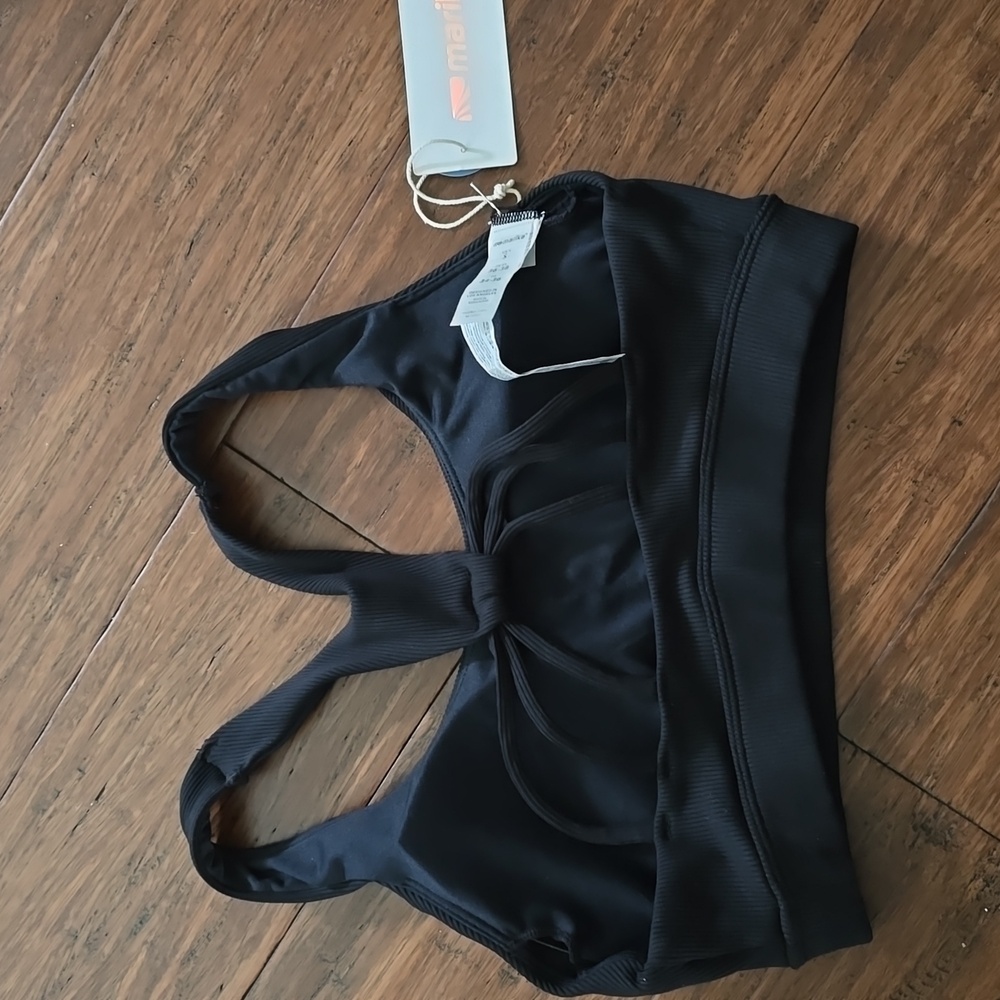 Marika sports bra